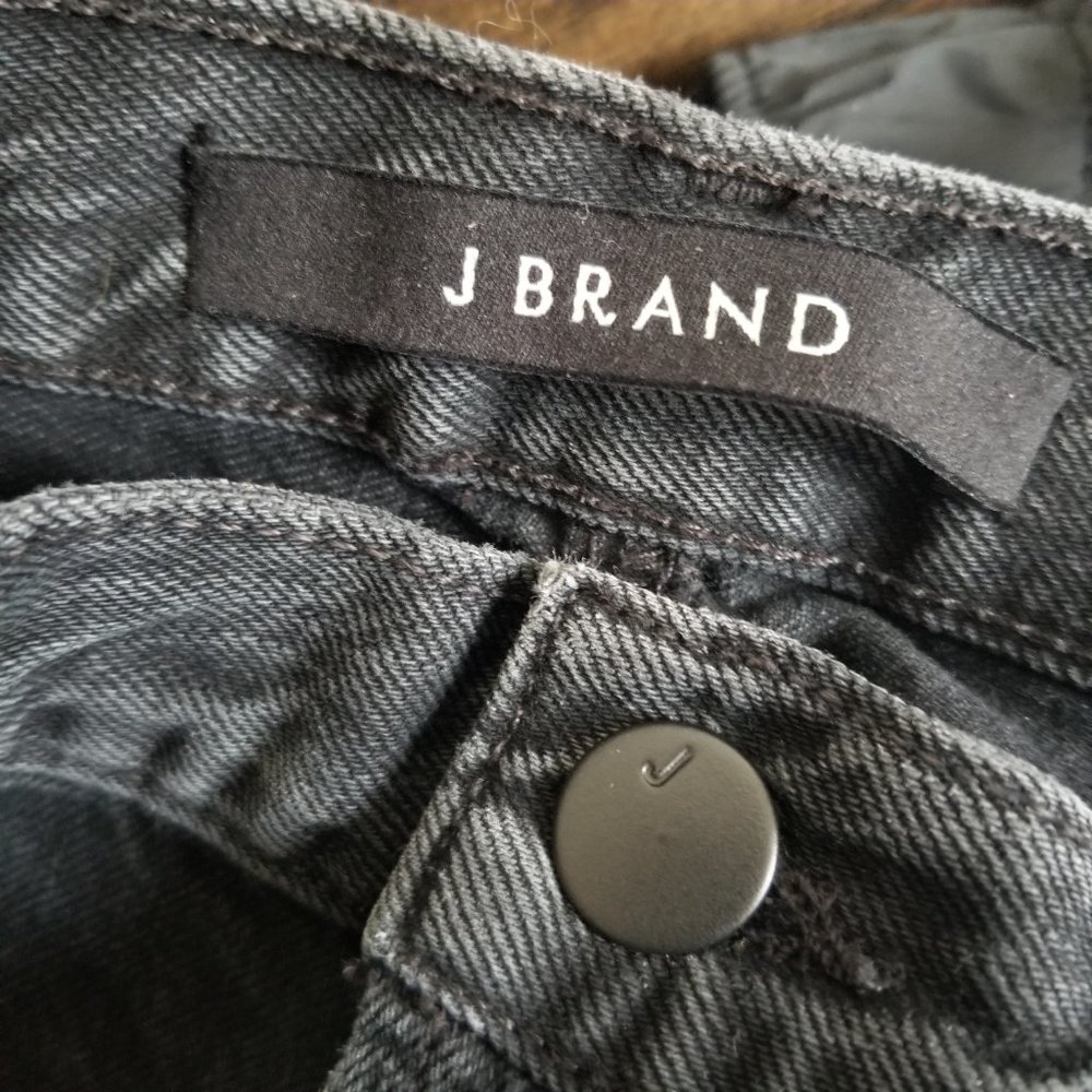 J Brand Wynne Crop Straight Jeans Black Size 32 NWT